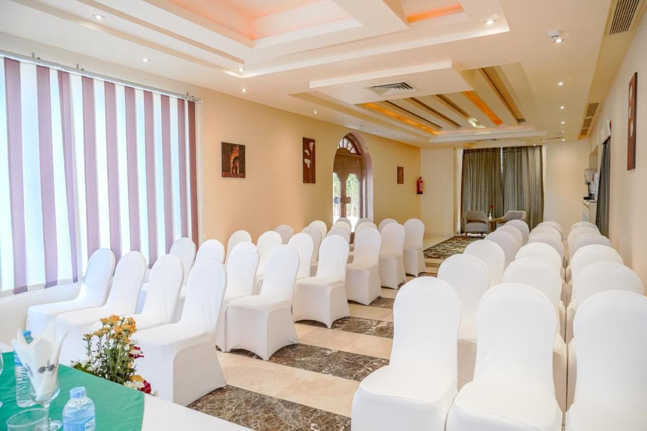 Hotel Charmillion Club Aquapark à Charm el-Cheikh Extérieur photo The hotel's conference room