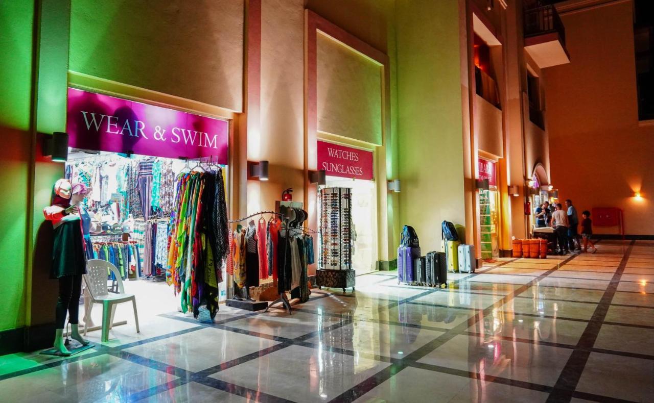 Hotel Charmillion Club Aquapark à Charm el-Cheikh Extérieur photo The interior of the mall