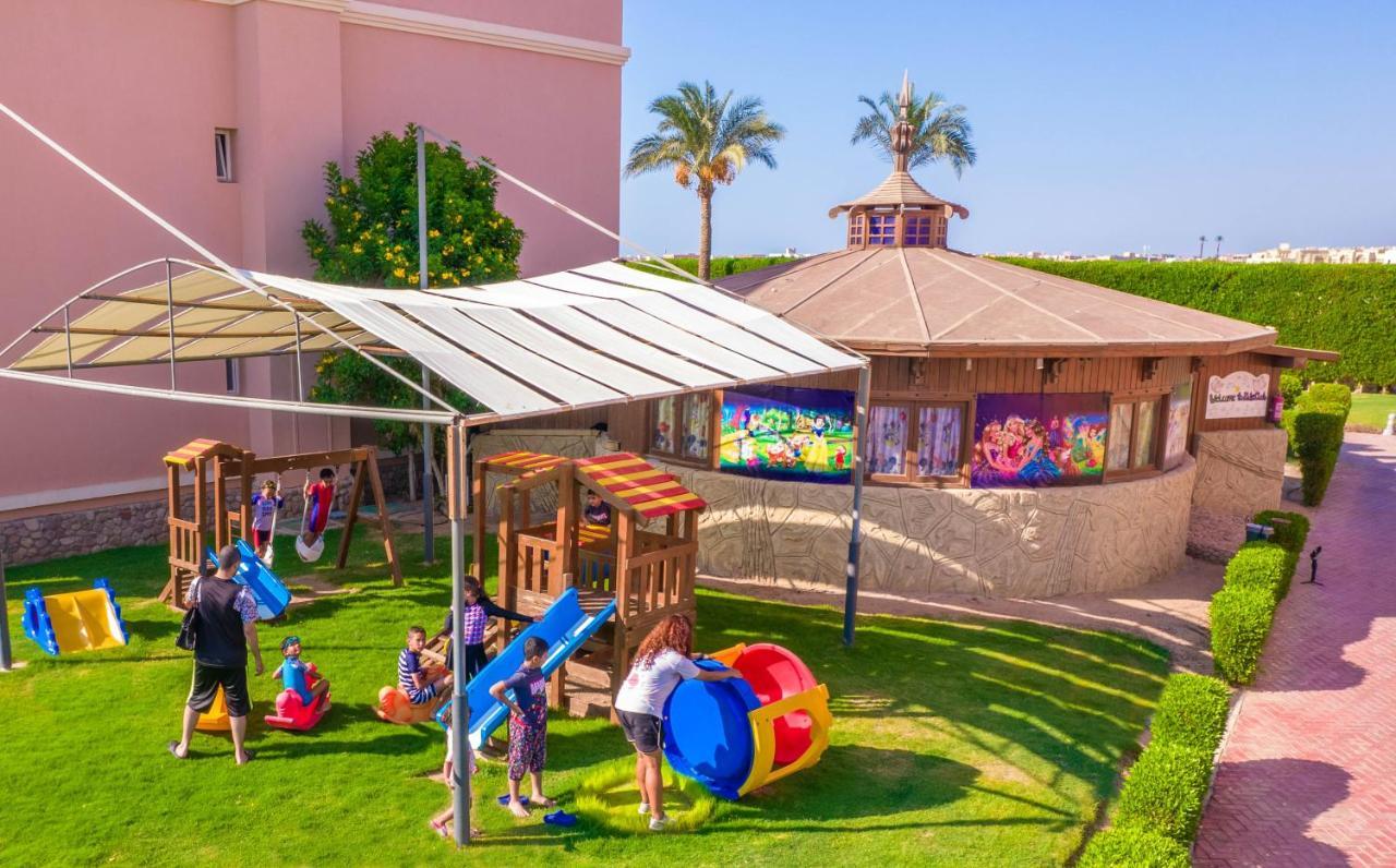 Hotel Charmillion Club Aquapark à Charm el-Cheikh Extérieur photo The school's playground