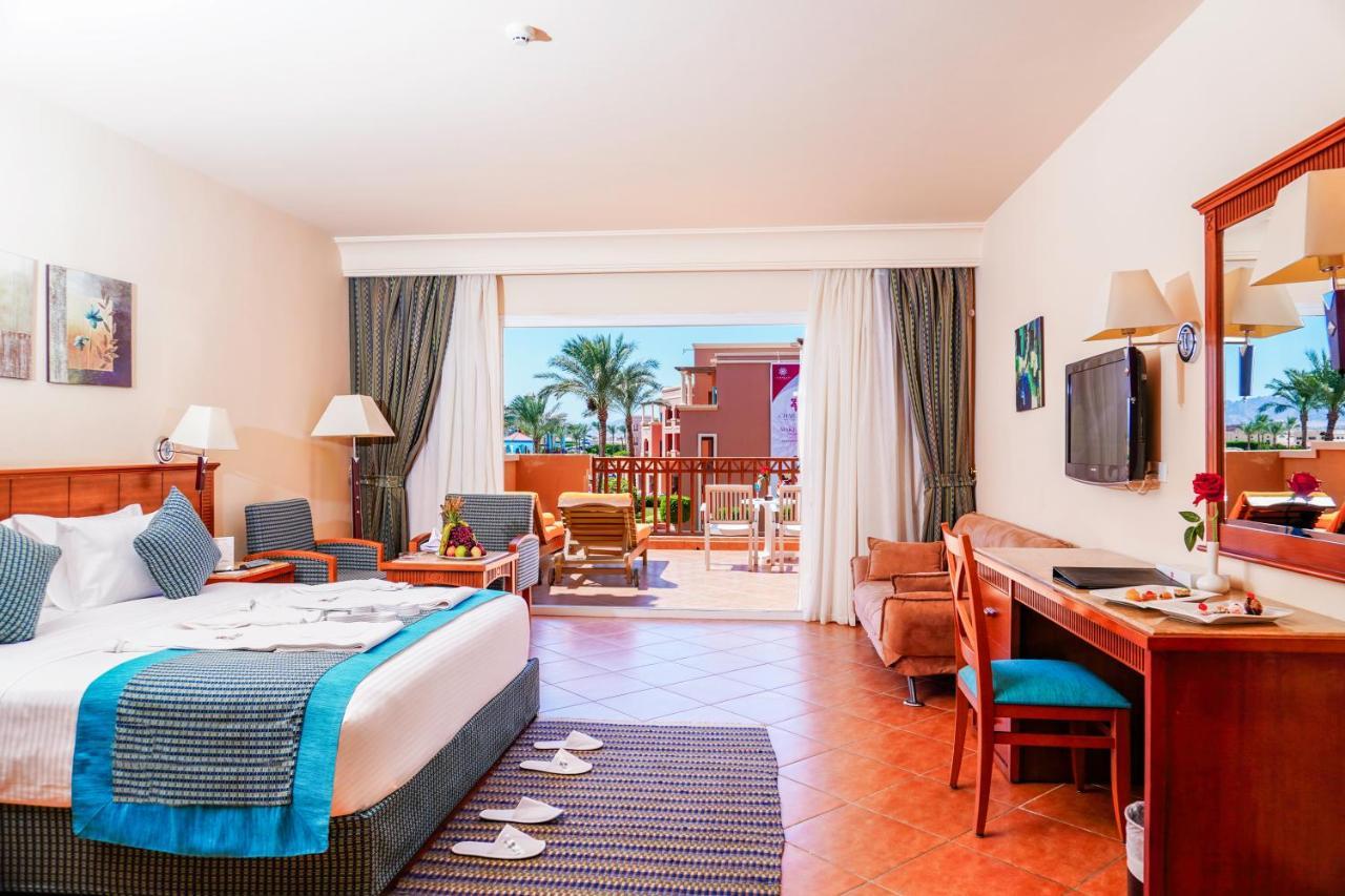 Hotel Charmillion Club Aquapark à Charm el-Cheikh Chambre photo A room at the Hilton Sharm El Sheikh