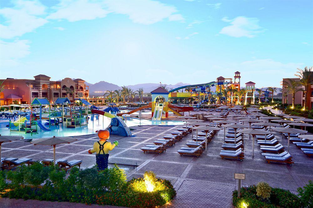 Hotel Charmillion Club Aquapark à Charm el-Cheikh Extérieur photo The water park at the Hilton Luxor Resort